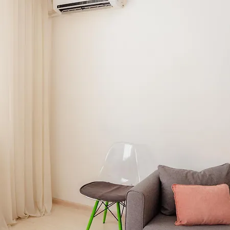 Heart Of Old Town Apartment